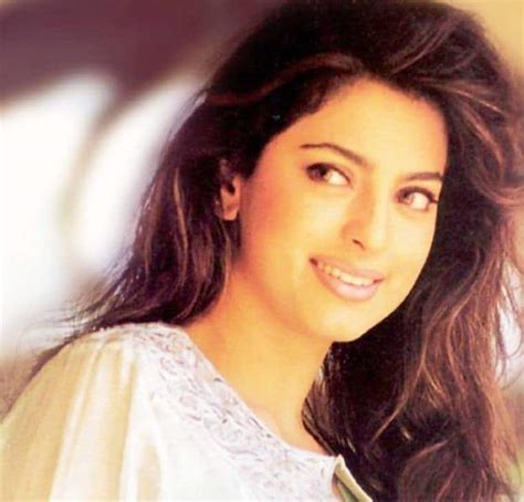 Juhi Chawla photos: 50 best looking, hot and beautiful。